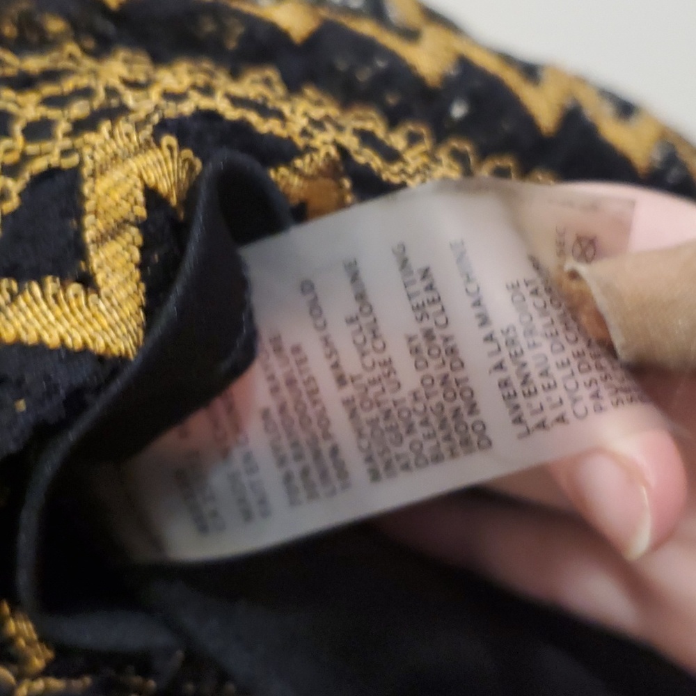 Dex black and gold patternes sleeveless dress - Picture 3 of 7
